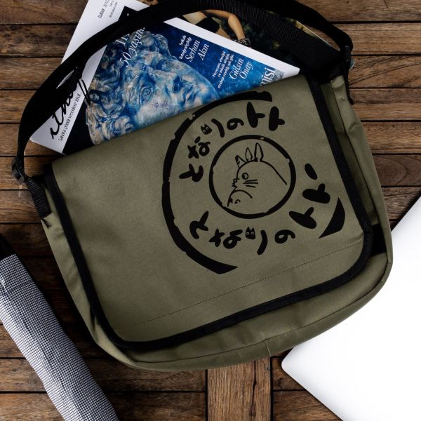 Yeşil Totoro Baskılı Erkek Postacı Çantası