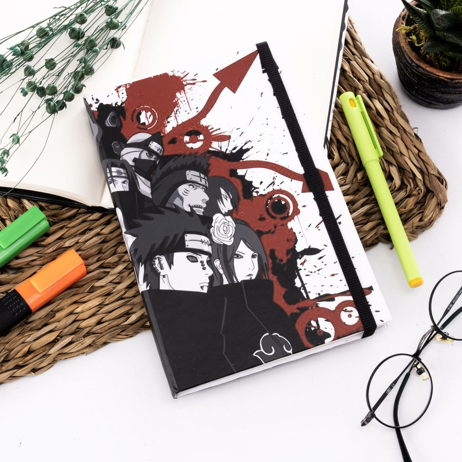 Anime Tasarımlı Lastikli Defter