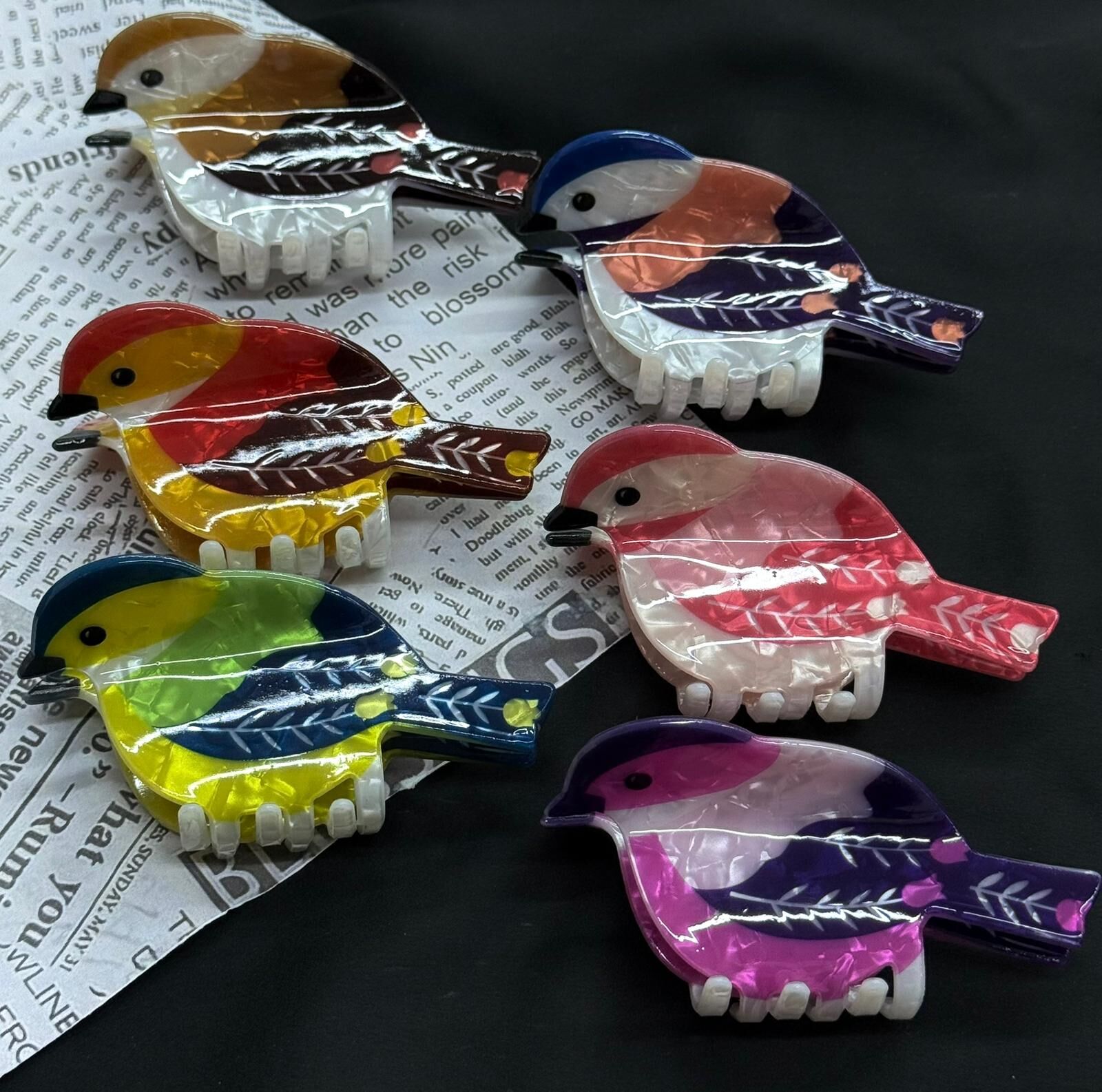 Renkli Kuş Kemik Mandal Toka 12 Adet