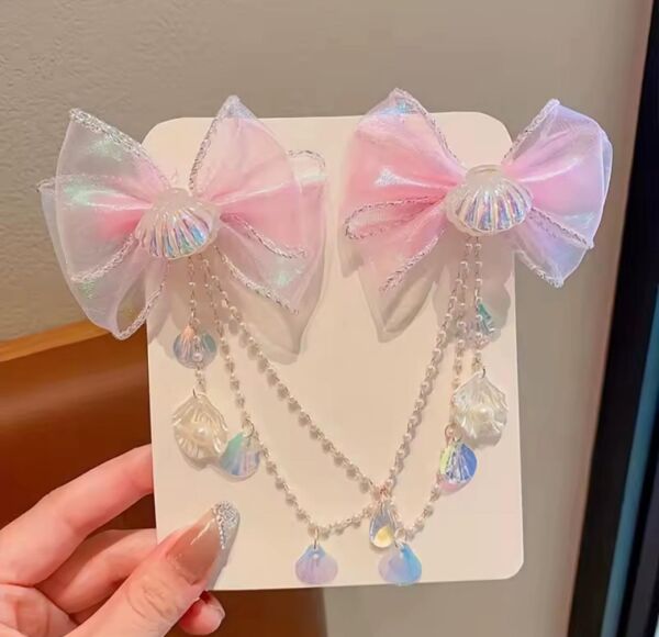 2'li İstiridye Desenli Sallantılı  Fiyonk Desen Klips Toka Pembe
