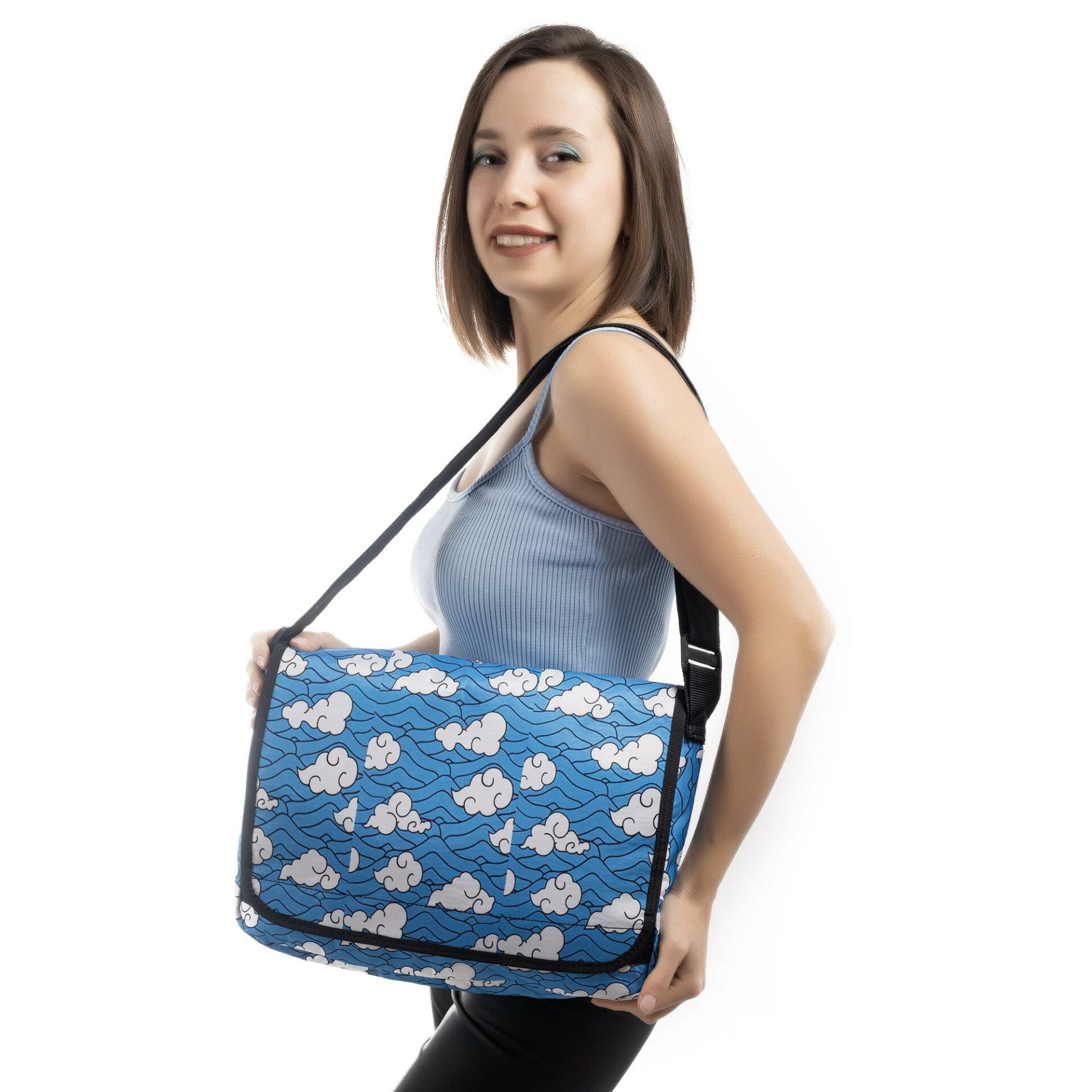 Anime Dalga Baskılı Postacı Çantası