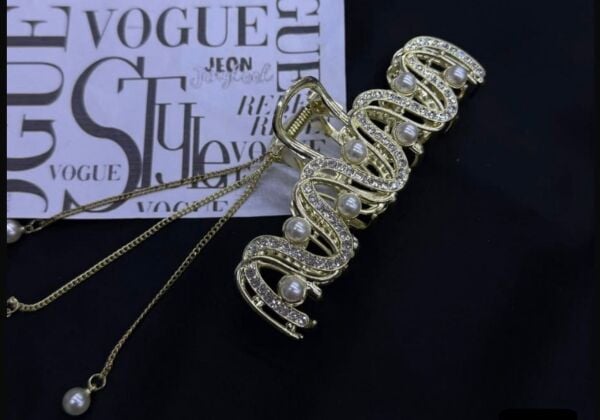 Sallantılı Şık Taşlı ve Boncuklu  Metal  Mandal Toka