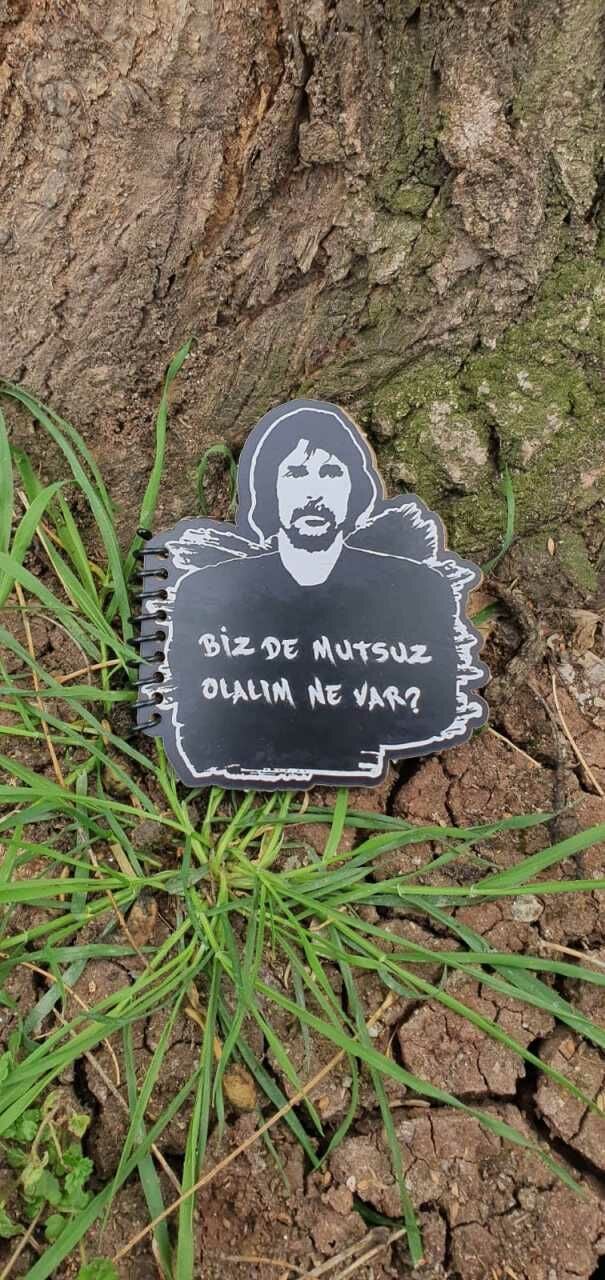 Behzat Ç Tasarımlı Şekilli Defter