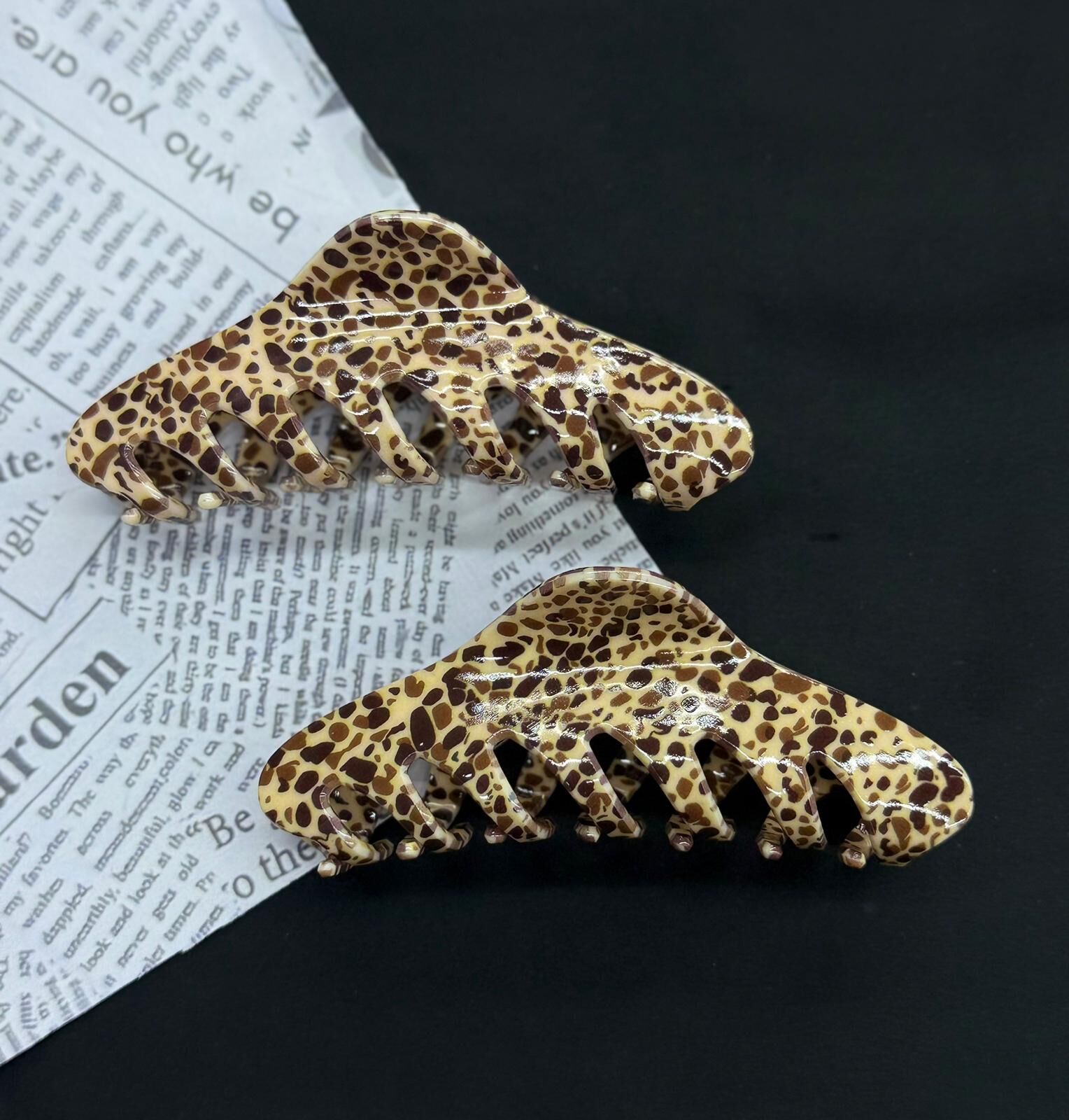 Leopar Desenli Kemik Mandal Toka