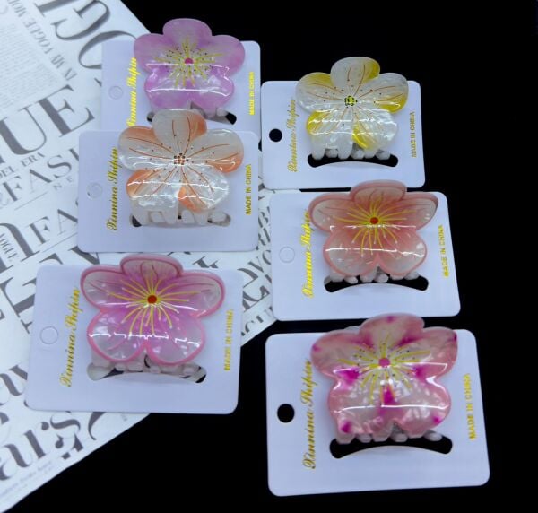 Çiçek Desenli Kemik Mandal Toka 12 Adet