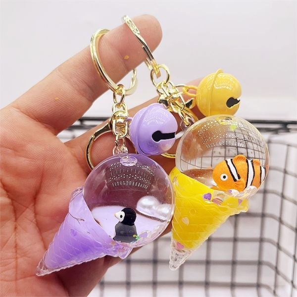 Popüler Sulu Figürlü Anahtarlık