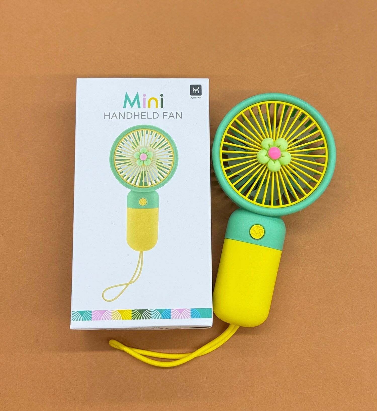 Çicek Desenli Mini Fan