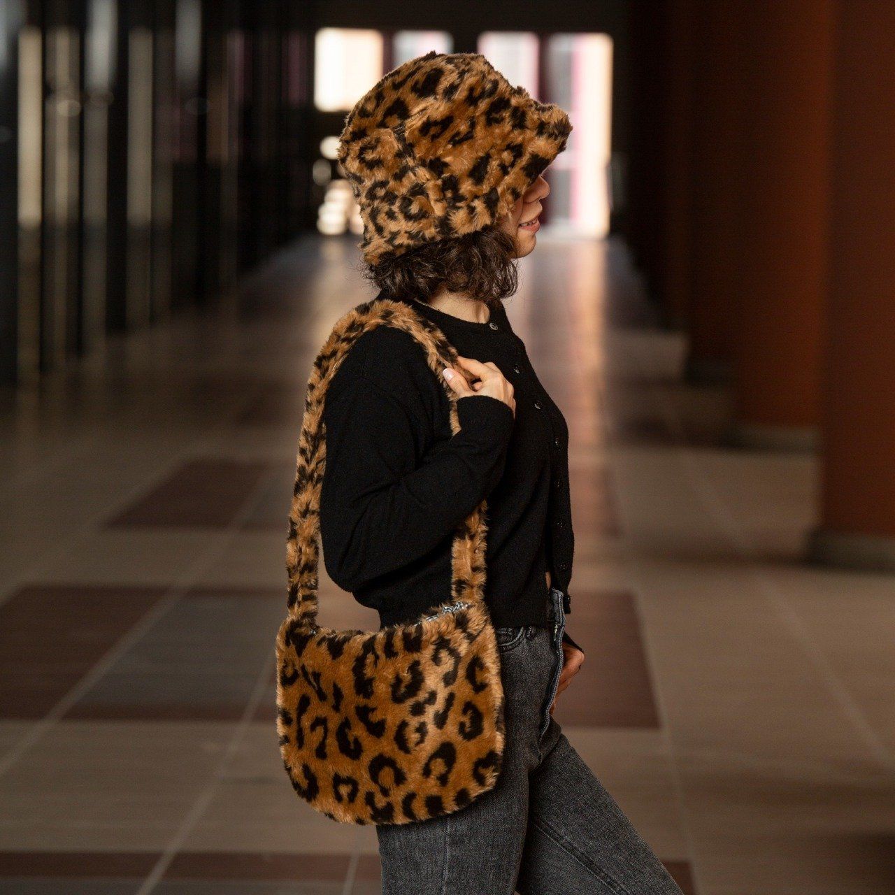 Leopar Desenli Muyoso Peluş Çanta ve Şapka