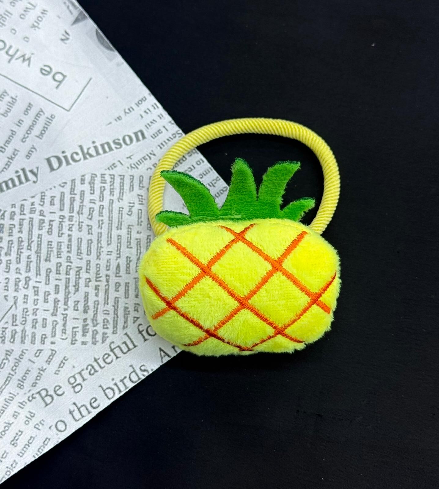 Ananas Desenli Lastik Toka