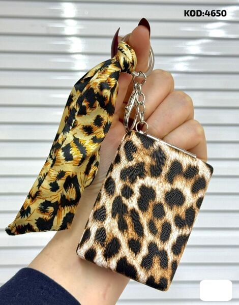 Kare Leopar Desenli Fularlı Anahtarlıklı Mini Ayna 12 Adet